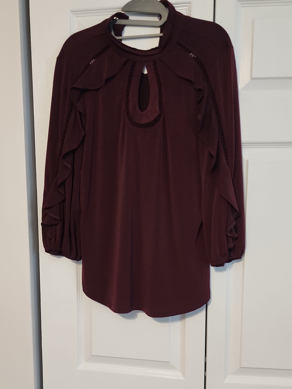 Long-Sleeve Ruffle Keyhole Blouse - Burgundy